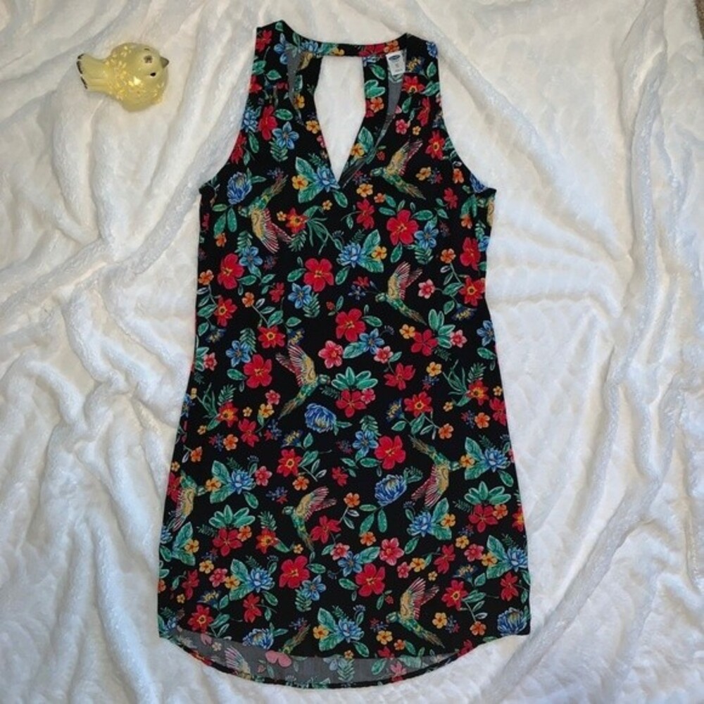 46. 🌺EUC Old Navy Tropical Floral V-Neck Shift Dress